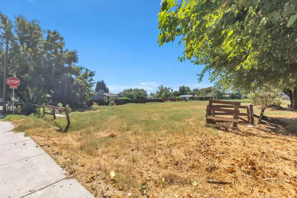 Olivehurst, CA 95961,5796 Alicia AVE