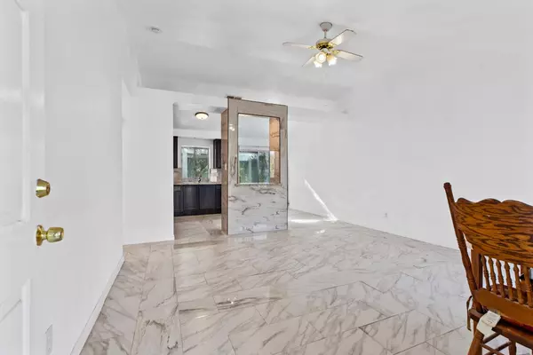 Oakdale, CA 95361,350 Shalako DR