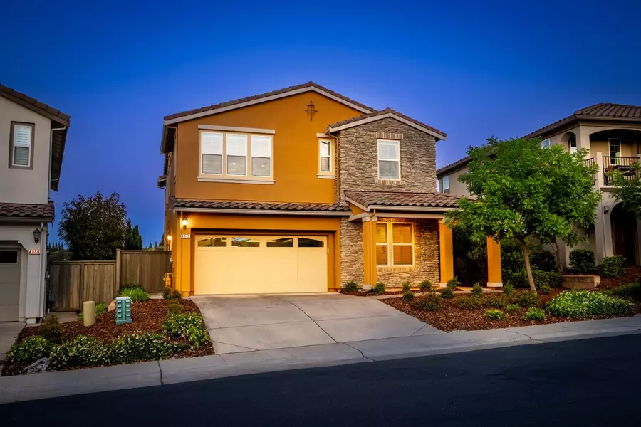 4072 Vittorio DR, Roseville, CA 95661