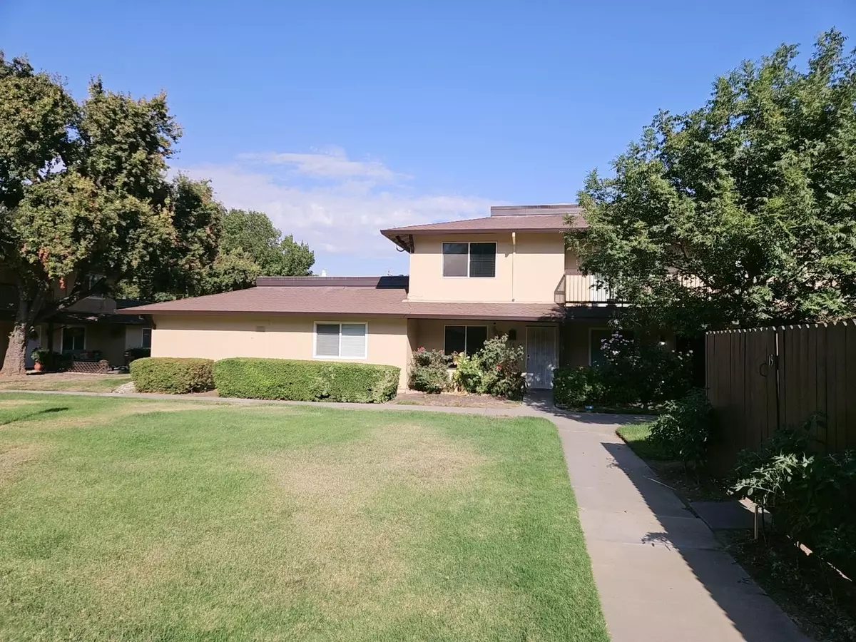 Woodland, CA 95695,16 W Elliot #12