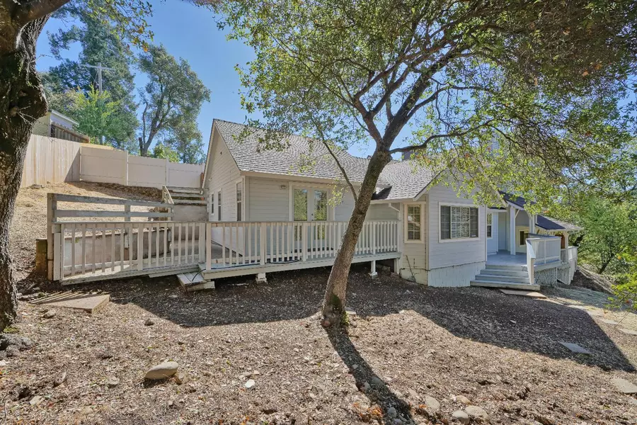 2816 Holly CT, Placerville, CA 95667