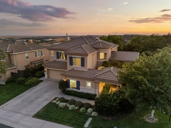 El Dorado Hills, CA 95762,5321 Mertola DR