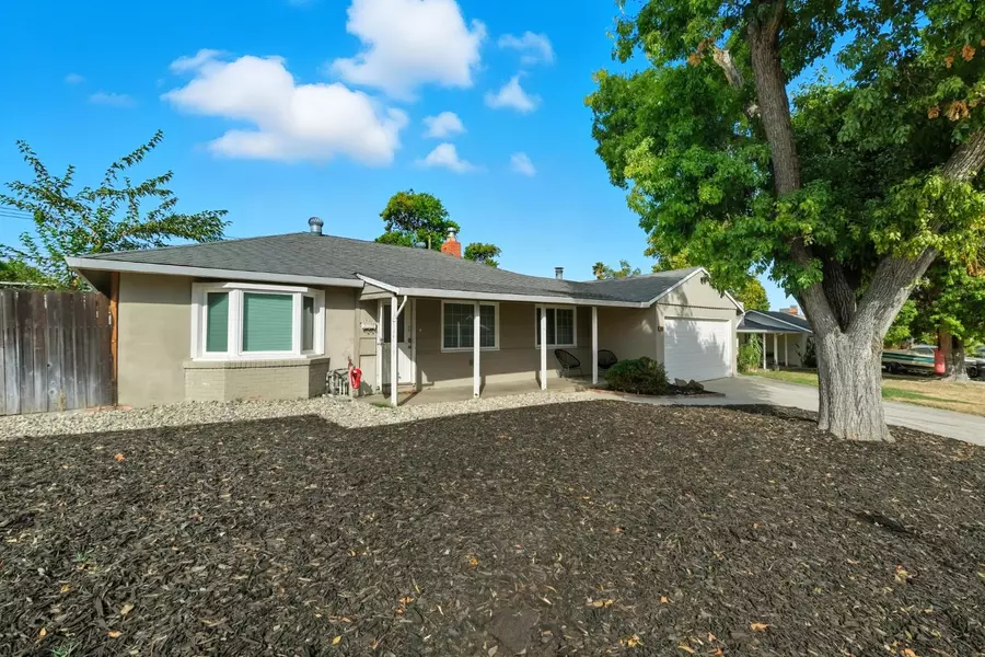 6309 Claussen Way, North Highlands, CA 95660