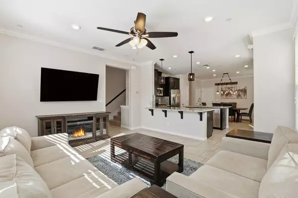 Roseville, CA 95747,1021 Billington LN