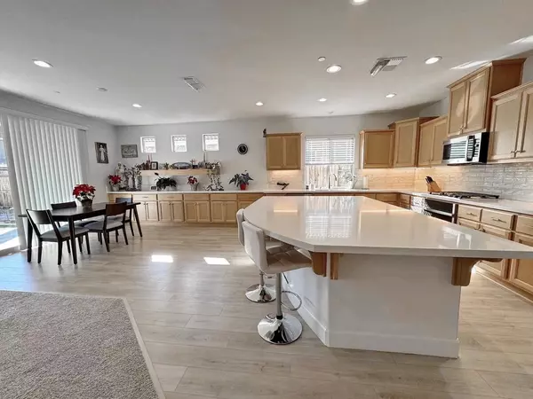 Visalia, CA 93291,1405 W Tyler CT