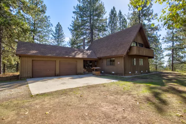 26672 Old Loggers LN, Colfax, CA 95713