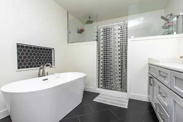 Merced, CA 95340,2806 Tahoe DR