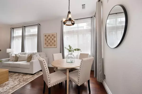 Sacramento, CA 95827,3436 Skyward CT