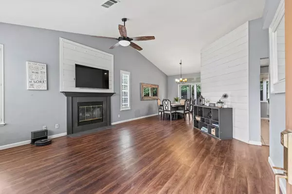 Yuba City, CA 95993,2441 Dove CT