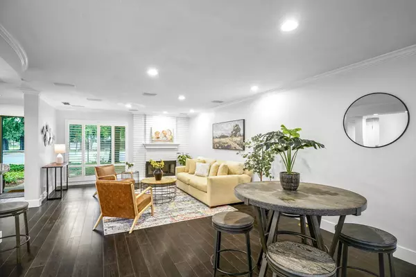 Sacramento, CA 95825,314 Elmhurst CIR