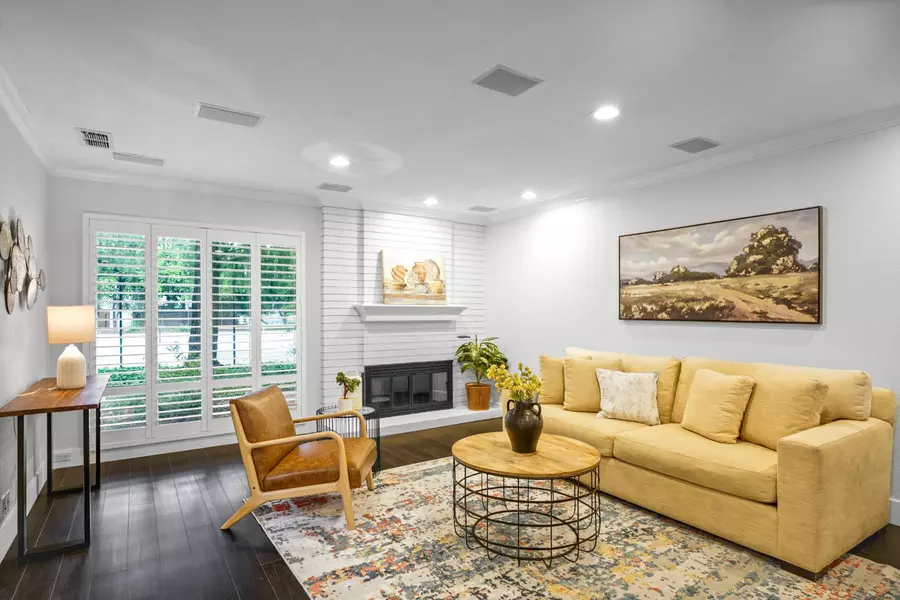 314 Elmhurst CIR, Sacramento, CA 95825