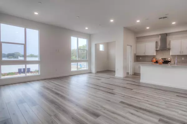 427 6th ST, West Sacramento, CA 95605