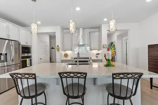 Roseville, CA 95747,4750 Peace Lily LN