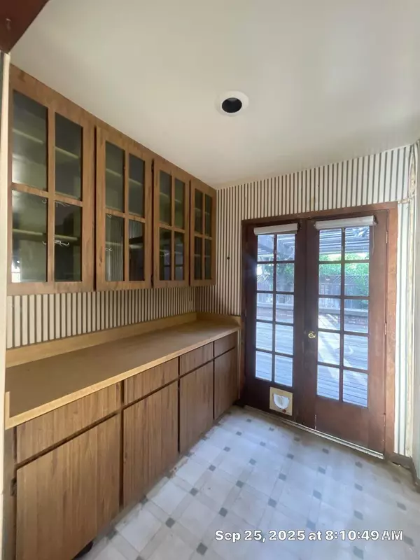 Willows, CA 95988,151 S Murdock AVE