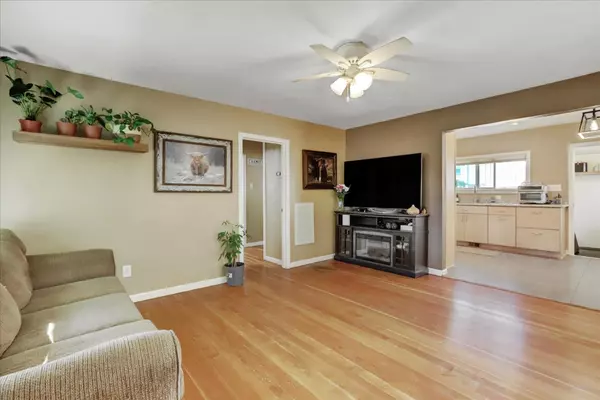 Auburn, CA 95603,156 Circle DR