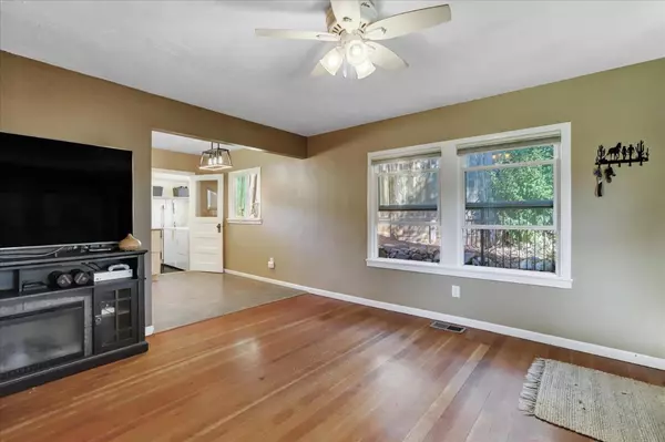 Auburn, CA 95603,156 Circle DR