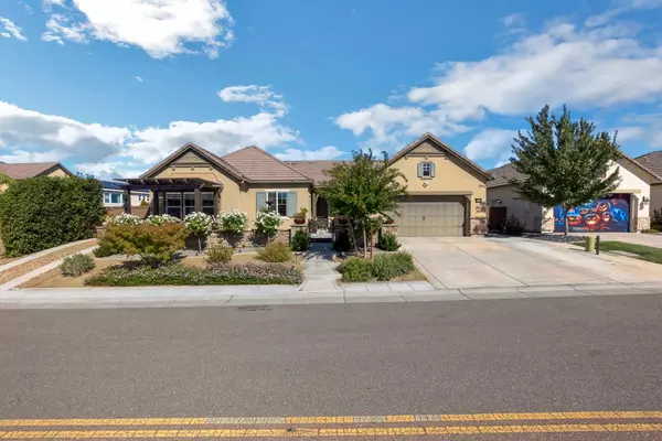 Roseville, CA 95747,9717 Sword Dancer DR