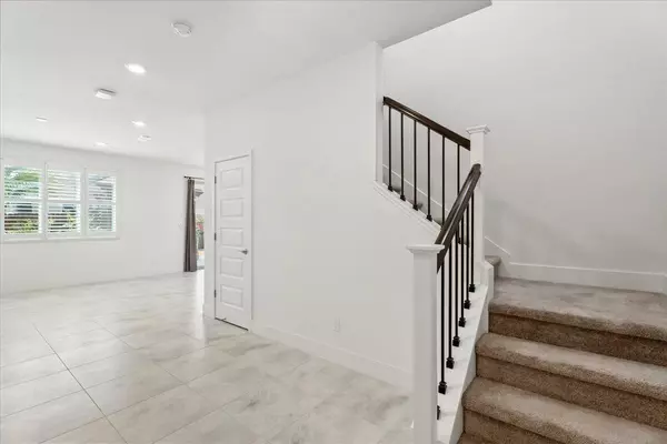 Sacramento, CA 95834,3771 Po River WAY