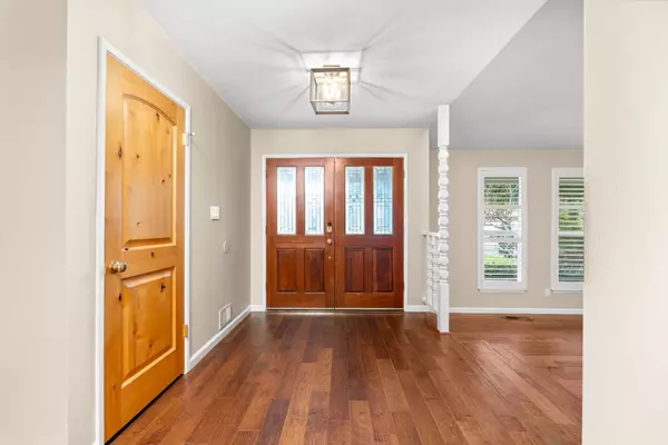 Riverbank, CA 95367,2219 Candlewood PL