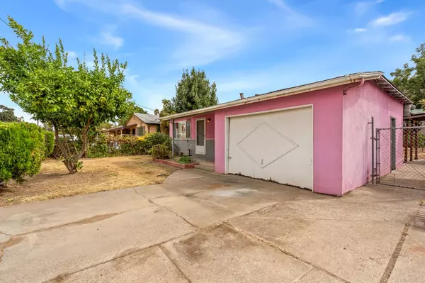 Sacramento, CA 95820,4190 Soledad AVE