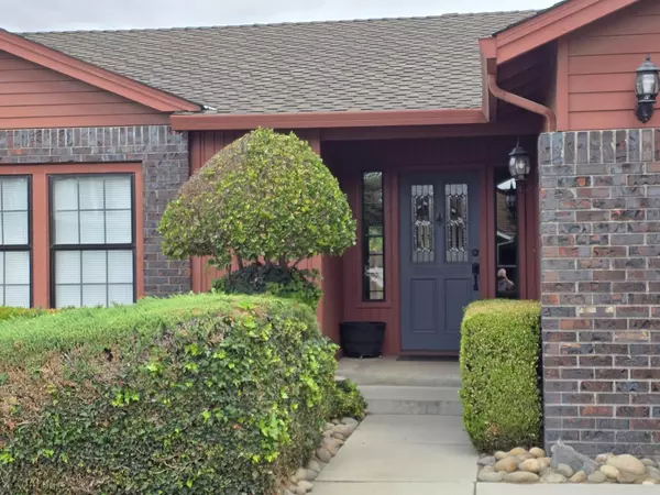 Ripon, CA 95366,731 Nancy DR