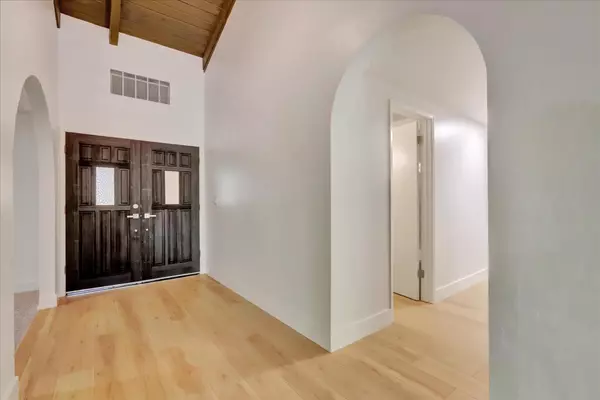 Nevada City, CA 95959,12786 Mayflower DR