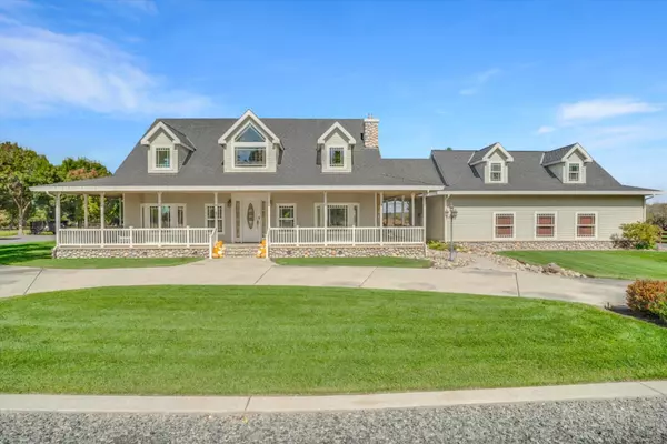 Oakdale, CA 95361,30999 Grooms RD