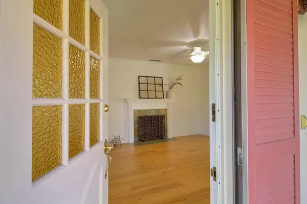 Sacramento, CA 95823,7466 Circle Pkwy