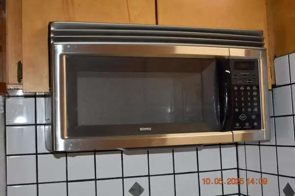 Sacramento, CA 95821,2550 Carson WAY