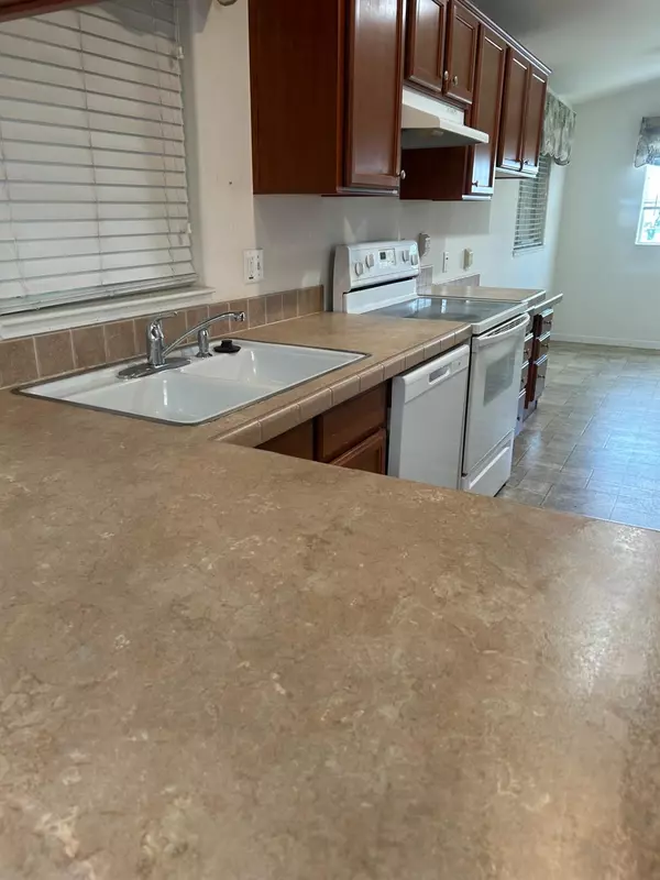 Yuba City, CA 95991,3120 Live Oak BLVD #167
