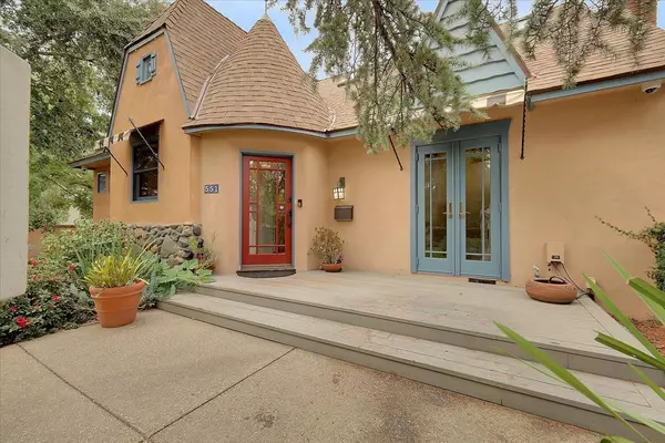 Sacramento, CA 95815,551 Southgate RD