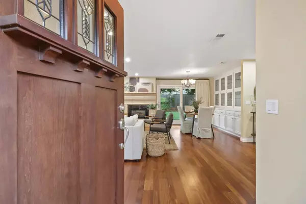 Davis, CA 95618,4306 Vista WAY