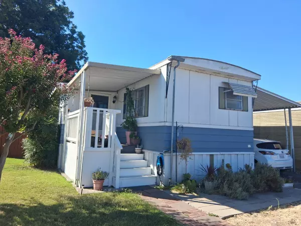 Stockton, CA 95215,4350 Cherokee RD #33