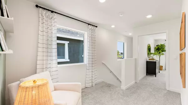 Sacramento, CA 95834,3318 Lunar Sky WALK