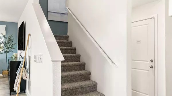 Roseville, CA 95747,7041 Vail Ranch RD