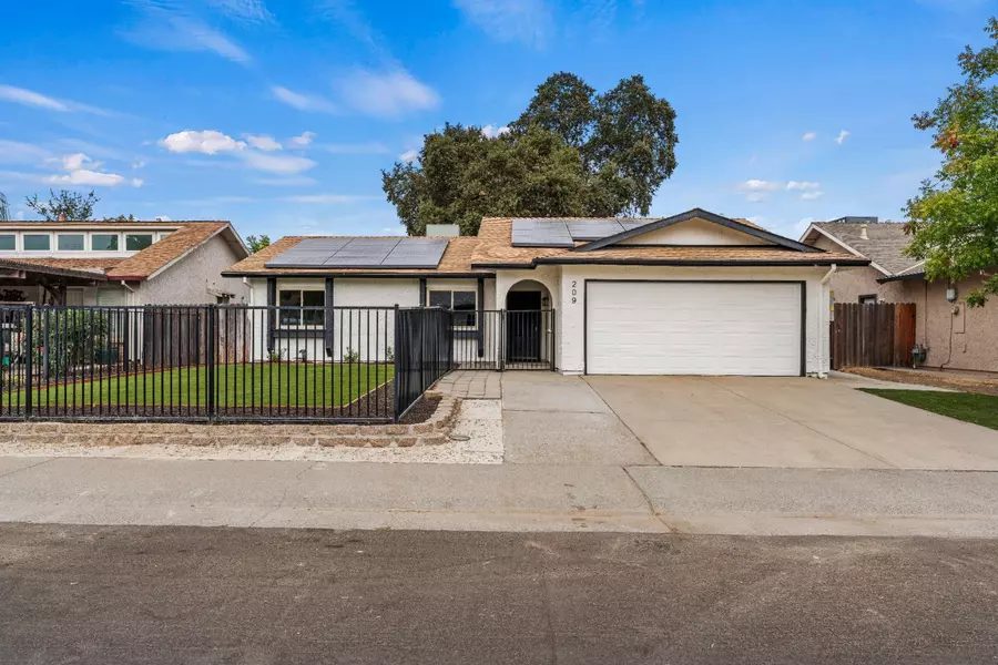 209 Jubilee WAY, Rio Linda, CA 95673