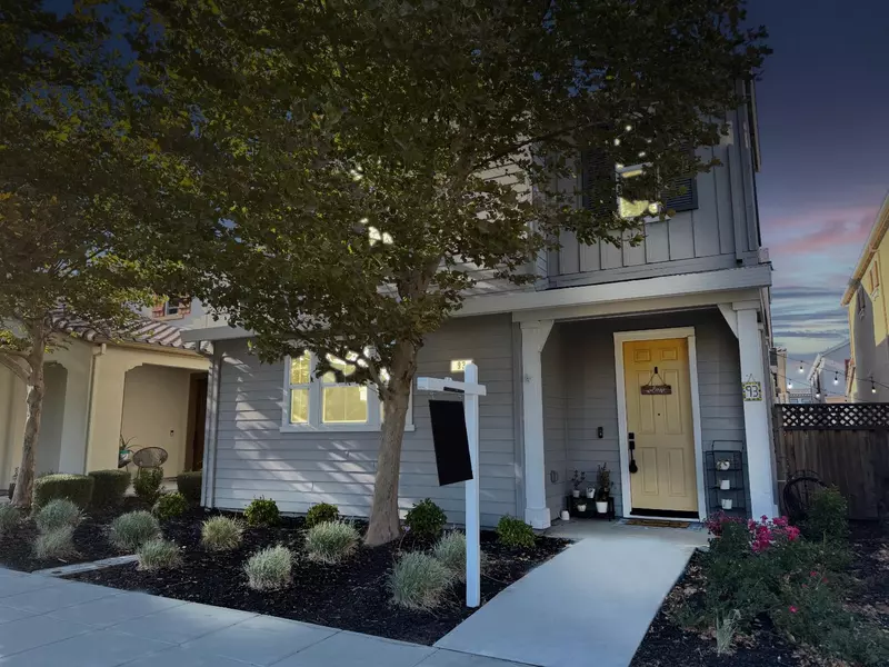 93 E Ramsey DR, Mountain House, CA 95391