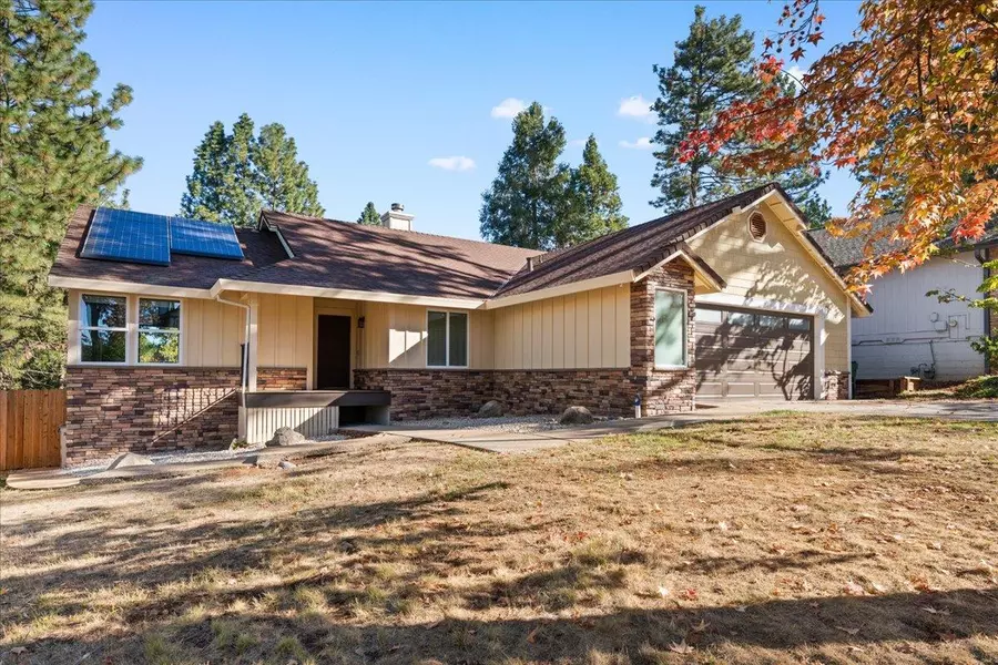 196 Northridge DR, Grass Valley, CA 95945