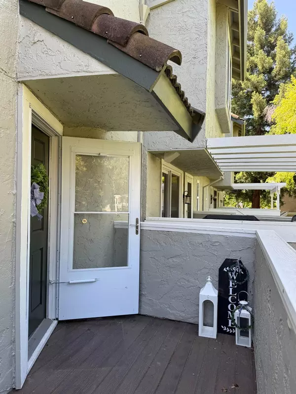 Sacramento, CA 95833,3014 Swallows Nest DR