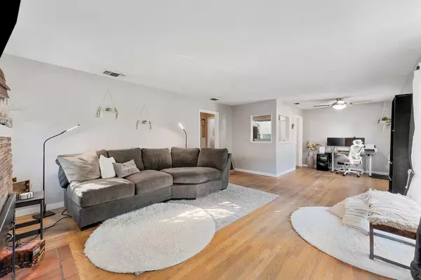 Roseville, CA 95678,1018 Melrose AVE