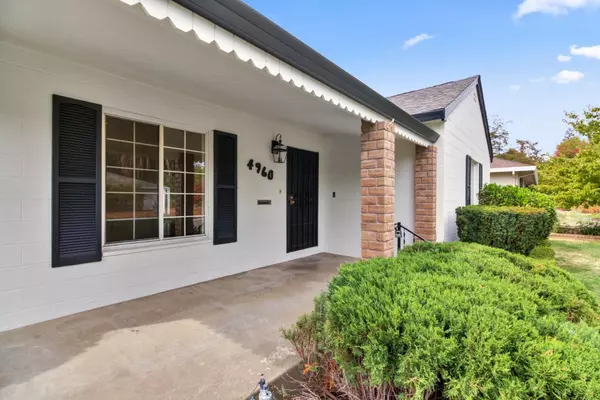 Sacramento, CA 95822,4960 Flora Vista LN