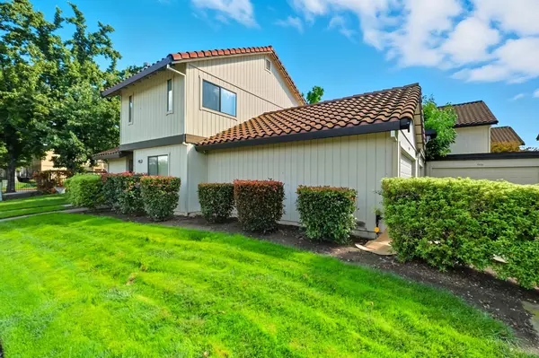 Sacramento, CA 95823,6880 Calvine RD