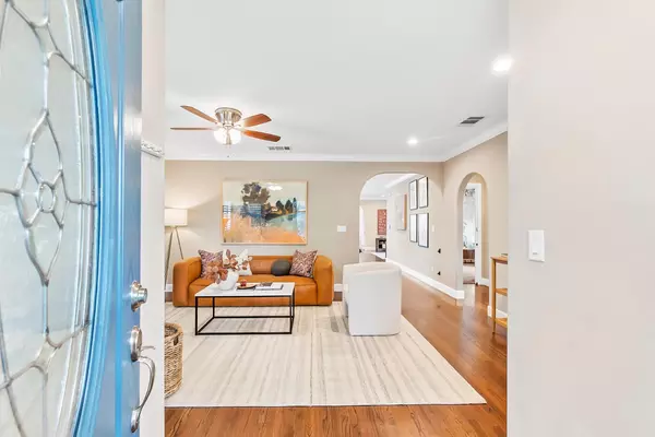 Sacramento, CA 95819,1345 57th ST