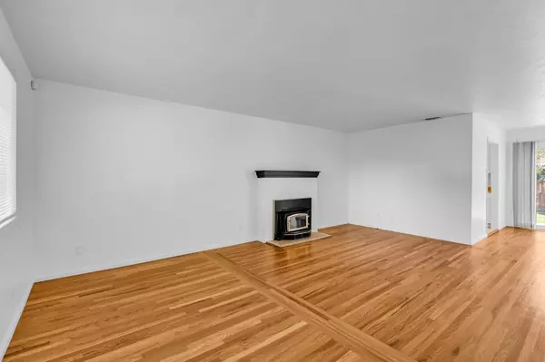 Sacramento, CA 95820,4501 62nd ST