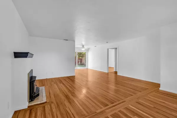 Sacramento, CA 95820,4501 62nd ST