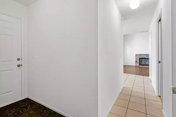 Lodi, CA 95240,348 Barrington WAY