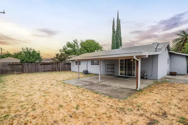 Rio Linda, CA 95673,1018 Lomita WAY