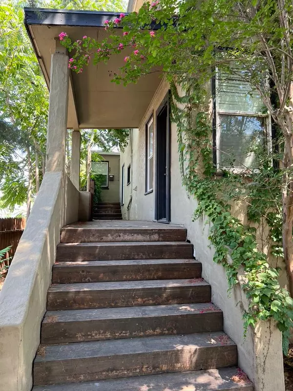 Yuba City, CA 95991,533 Reeves AVE