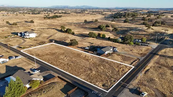 Ione, CA 95640,1916 Village DR
