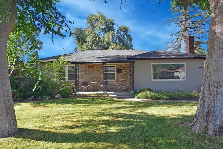 1509 Sycamore ST, Turlock, CA 95380